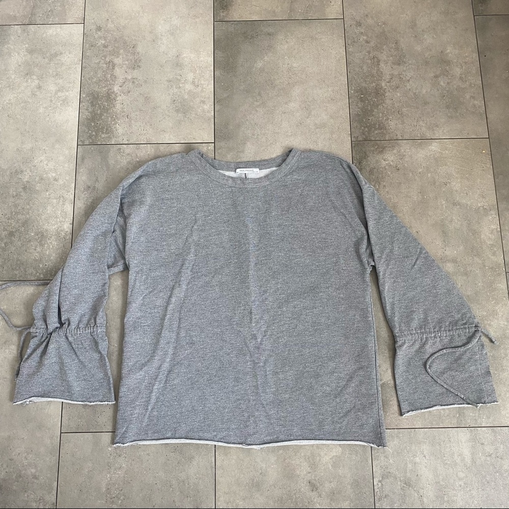 Zara Trafaluc gray wide sleeve sweatshirt top M